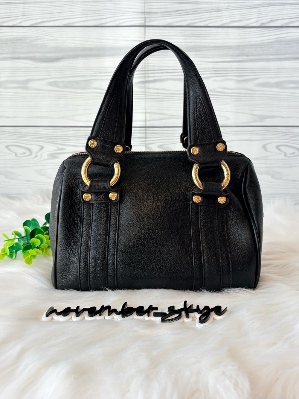 MCM Black Leather Bauletto Boston bag with Gold Hardware - Picture 3 of 16